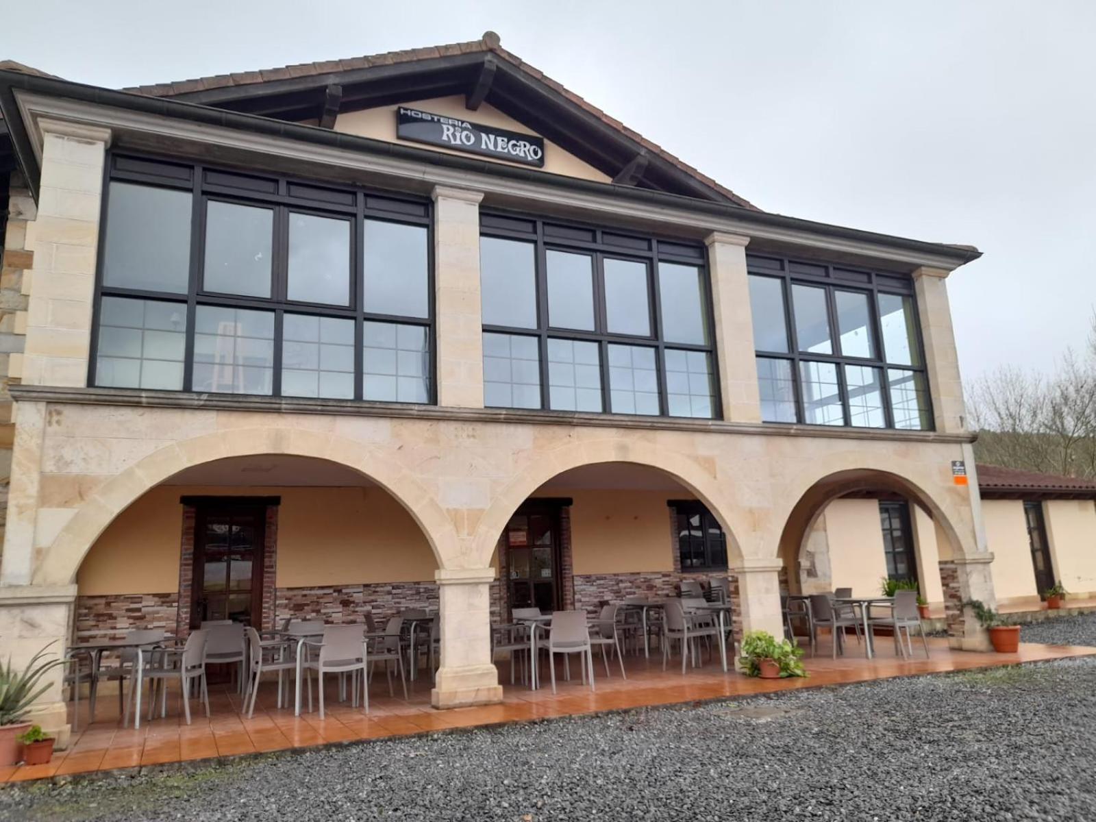 Hosteria Rio Negro Barcena de Cicero Exterior photo
